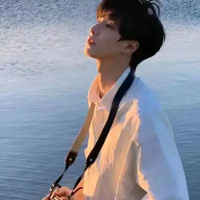杨逸飞